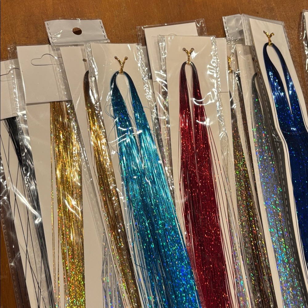 Bundle/17 Tinsel Hair Extensions Many Colors Fairy Sparkling + Beads 47-48"